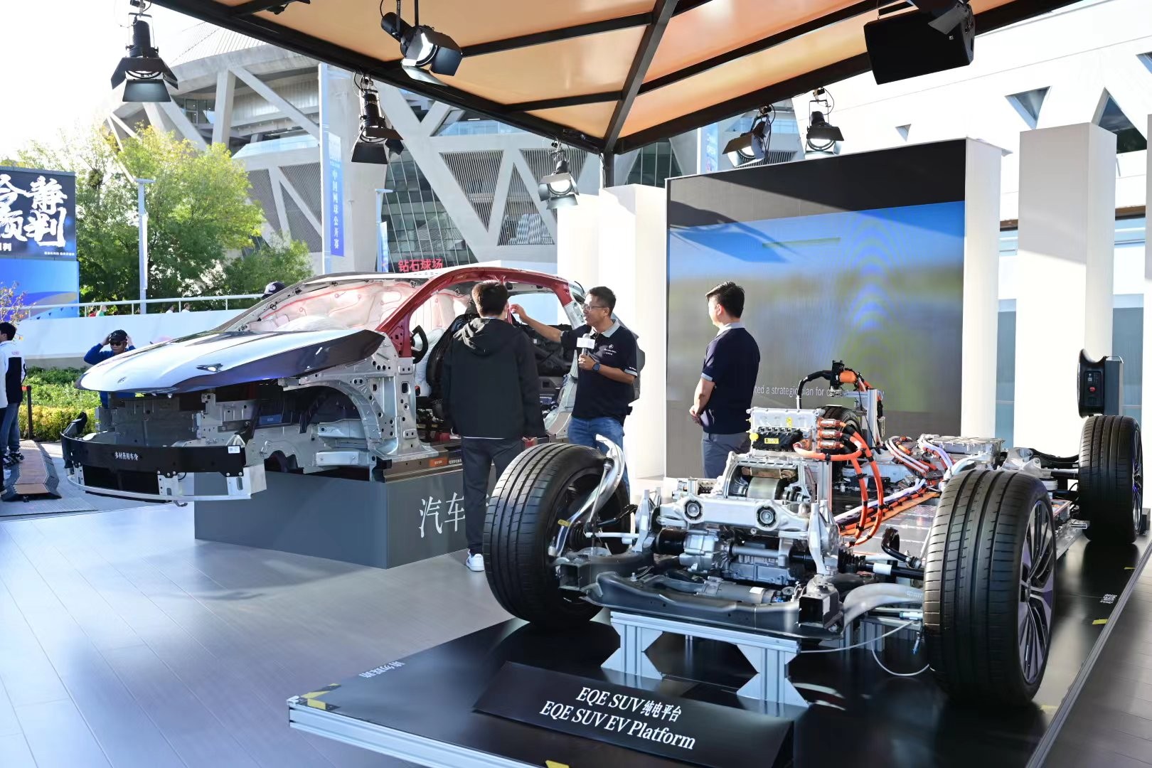 队签下了一 队签下了一