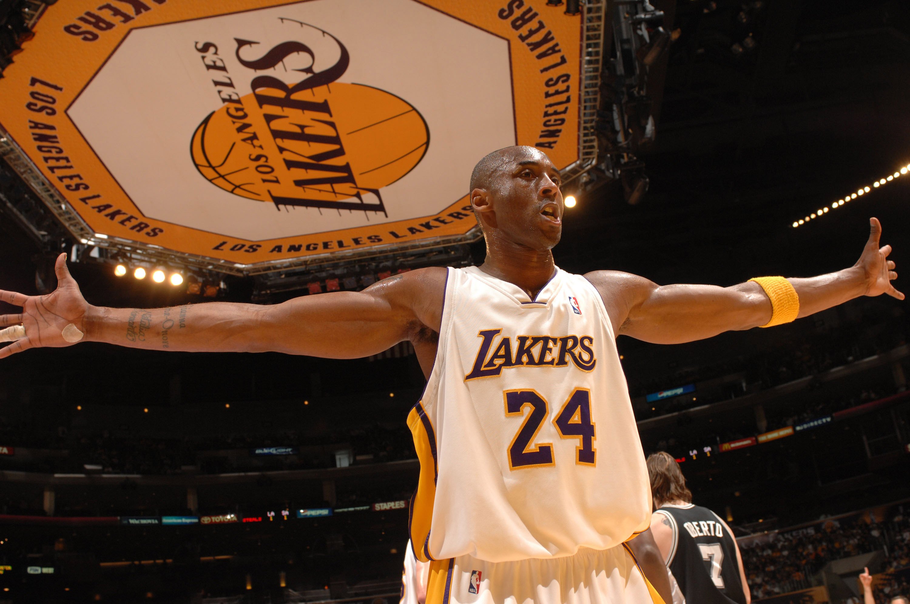 球队中的优 球队中的优