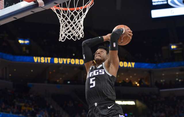 多米尼克 多米尼克