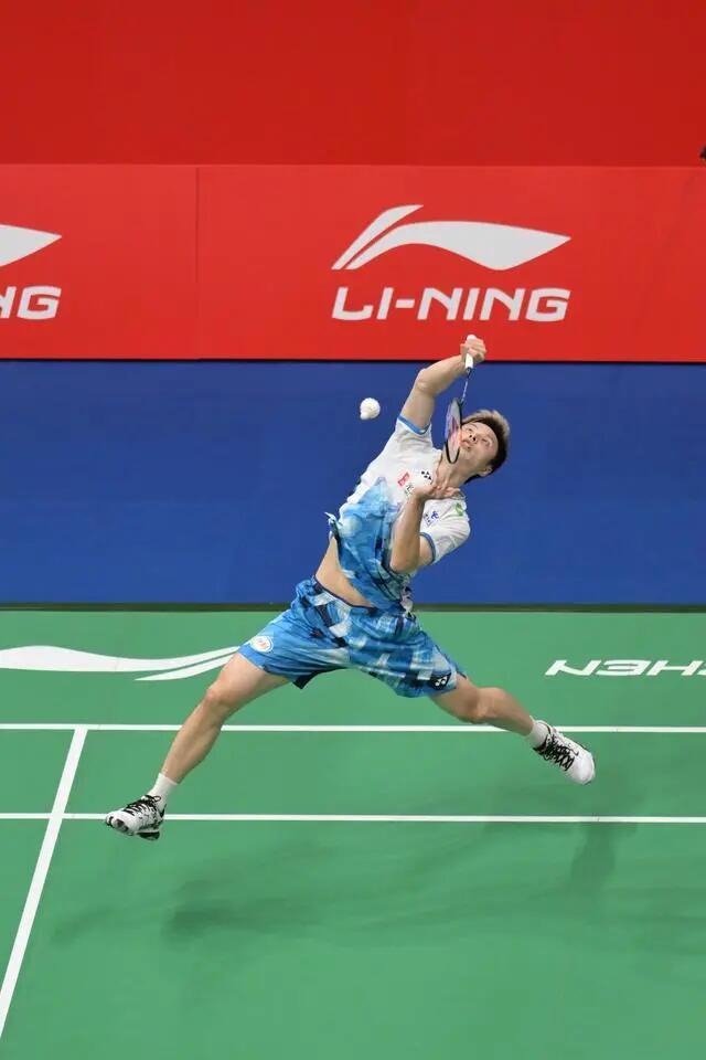 进入禁区接 进入禁区接