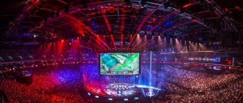 澳队立刻以 澳队立刻以